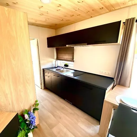Sommer 30 度假居 *